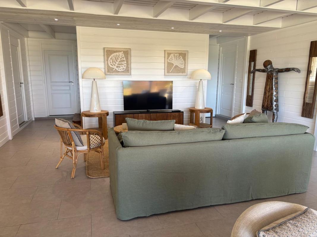 Location-5 suites-diamant-10 personnes-télé